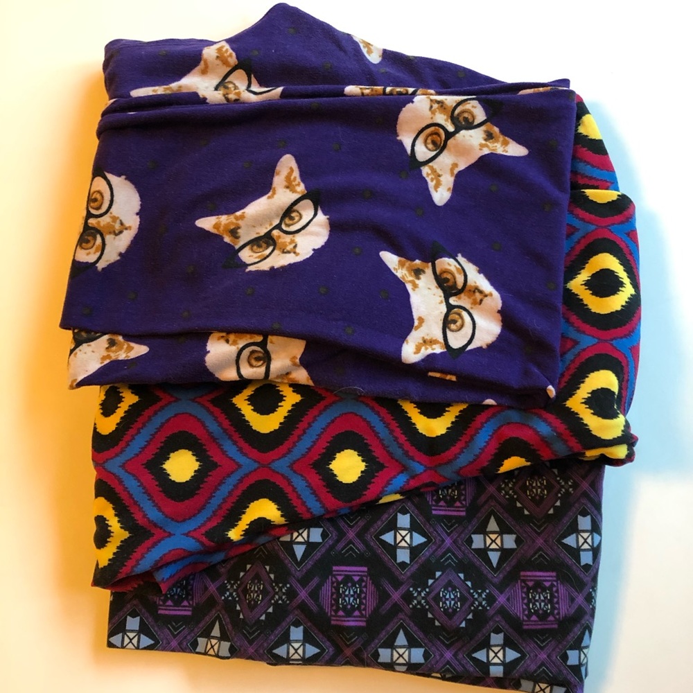GUC! LULAROE TC LEGGINGS SOCUTE!!